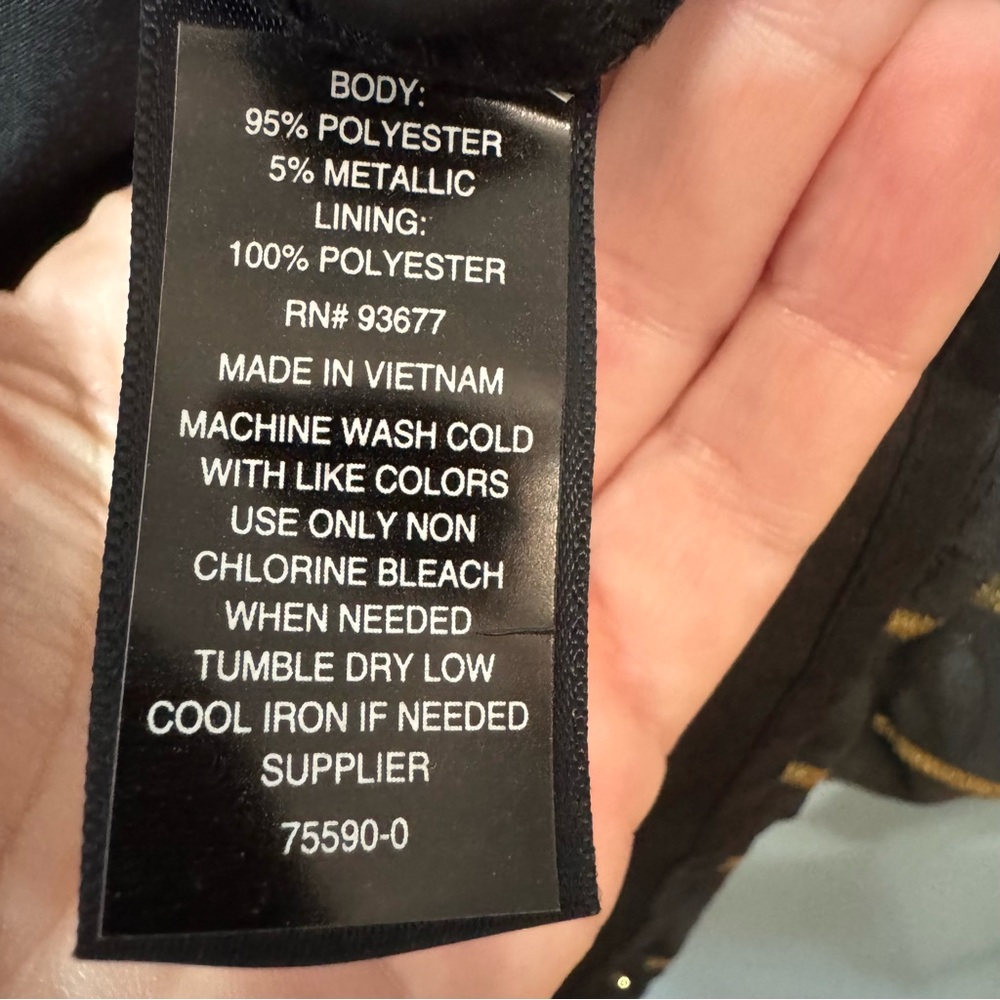 Worthington Sleeveless Black Clip Geometric Blouse Gold. NWT. XL Petite - Picture 11 of 13